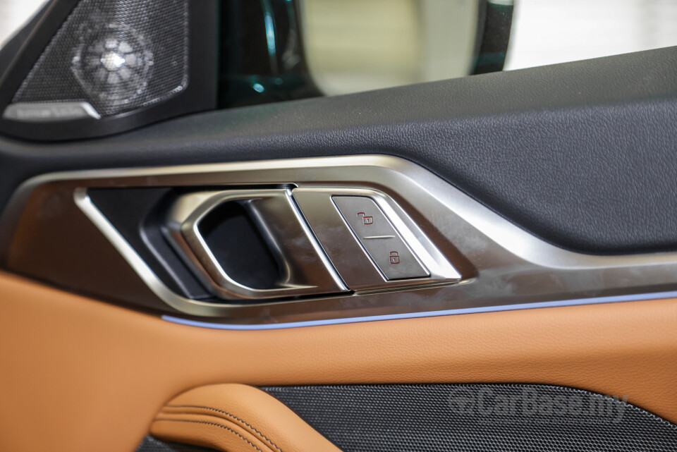 BMW i4 M50 G26 (2022) Interior