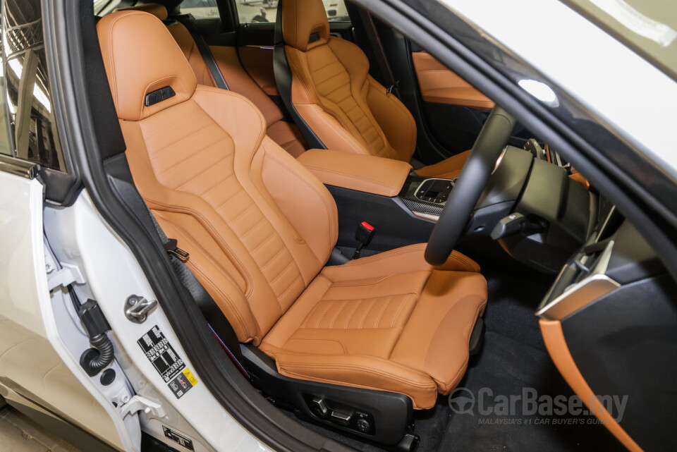 BMW i4 M50 G26 (2022) Interior
