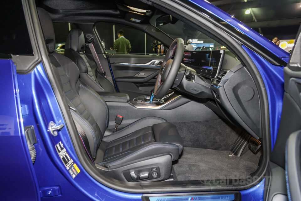 BMW i4 M50 G26 (2022) Interior