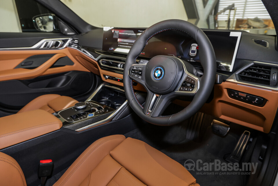BMW i4 M50 G26 (2022) Interior