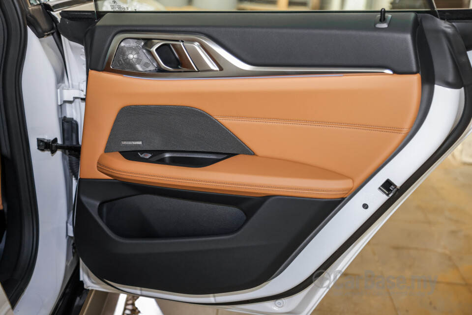 BMW i4 M50 G26 (2022) Interior