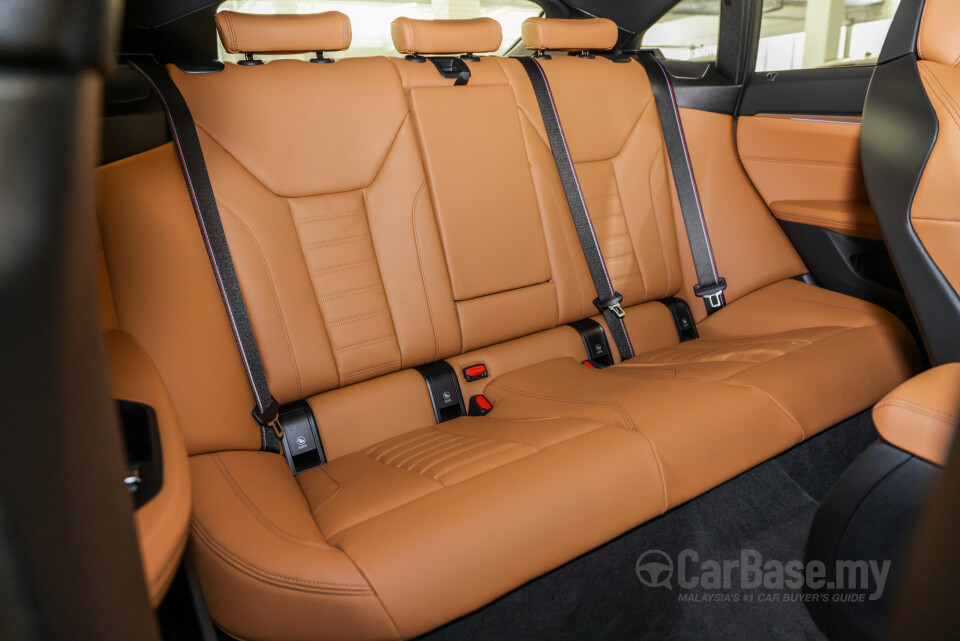 BMW i4 M50 G26 (2022) Interior