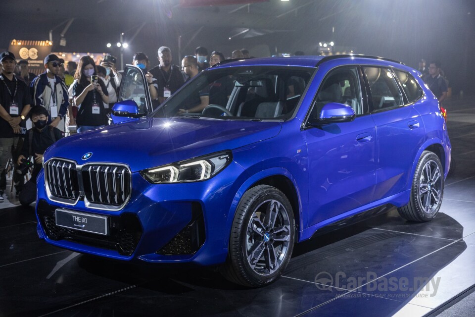 BMW iX1 U11 EV (2023) Exterior