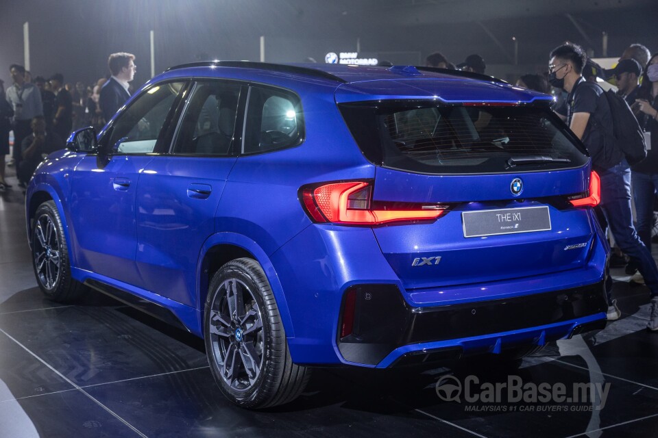 BMW iX1 U11 EV (2023) Exterior