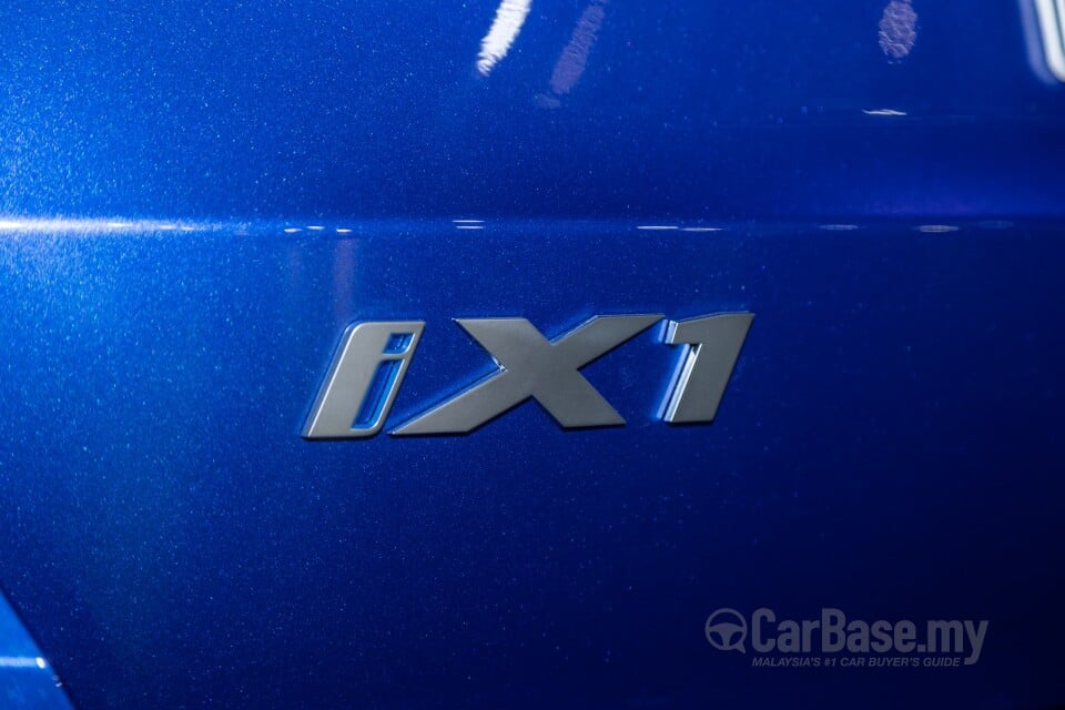 BMW iX1 U11 EV (2023) Exterior