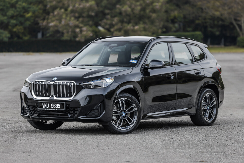 BMW iX1 U11 EV (2023) Exterior