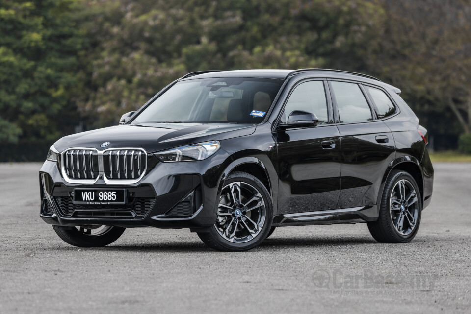 BMW iX1 U11 EV (2023) Exterior