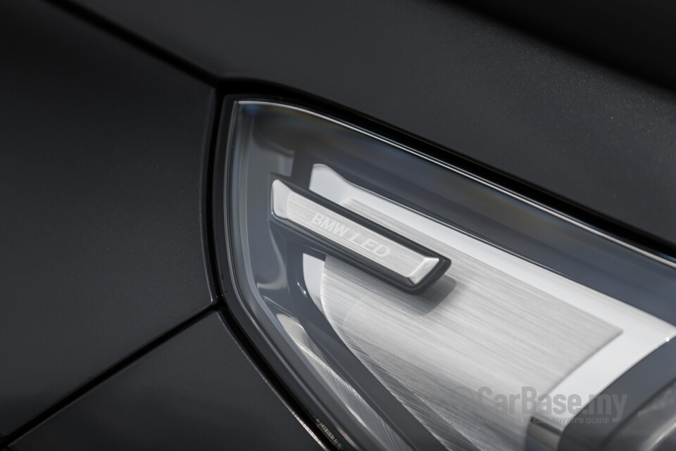 BMW iX1 U11 EV (2023) Exterior