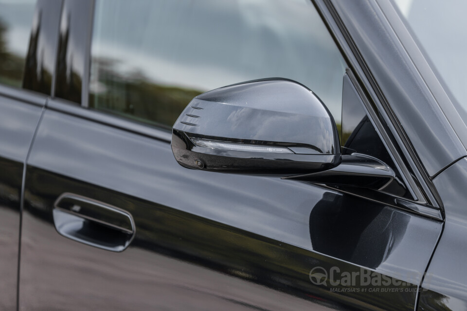 BMW iX1 U11 EV (2023) Exterior