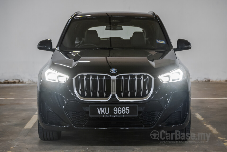 BMW iX1 U11 EV (2023) Exterior