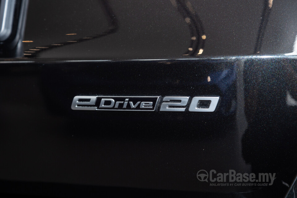 BMW iX1 U11 EV (2023) Exterior