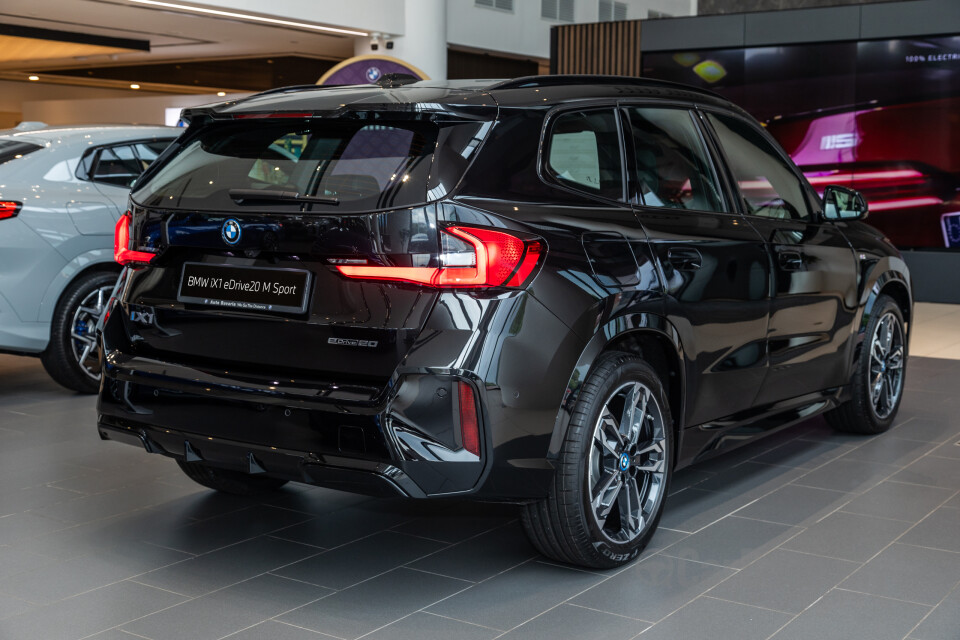 BMW iX1 U11 EV (2023) Exterior