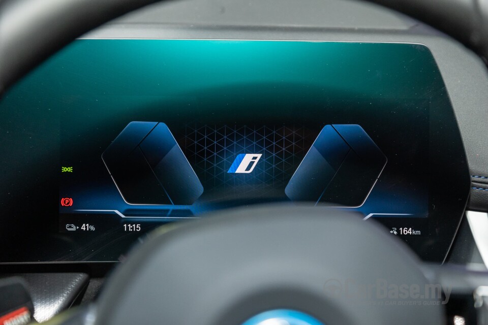 BMW iX1 U11 EV (2023) Interior