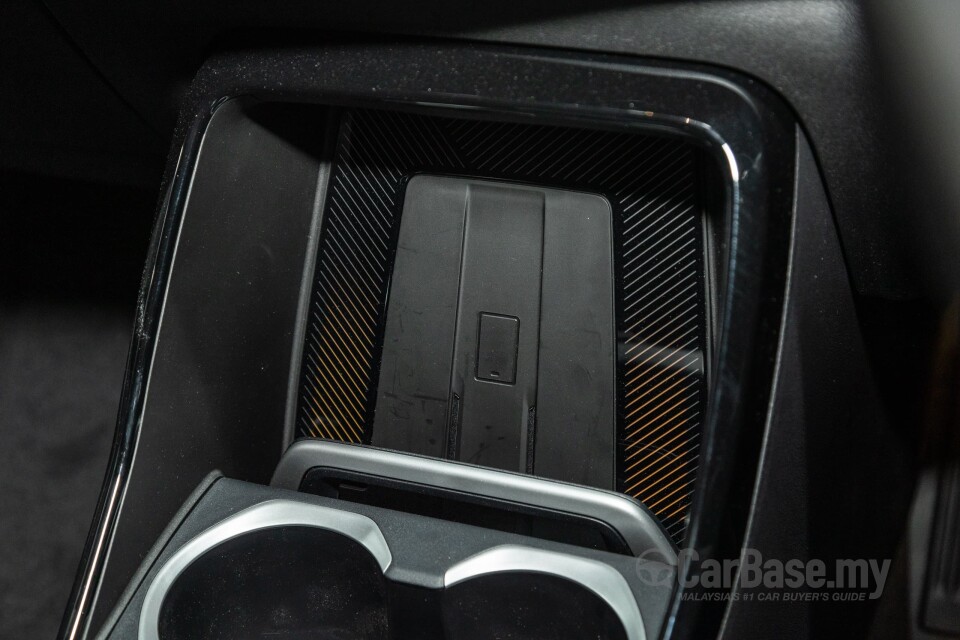 BMW iX1 U11 EV (2023) Interior
