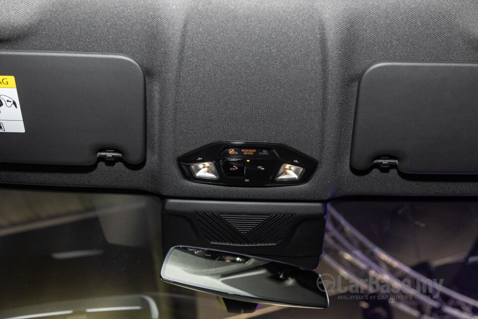 BMW iX1 U11 EV (2023) Interior