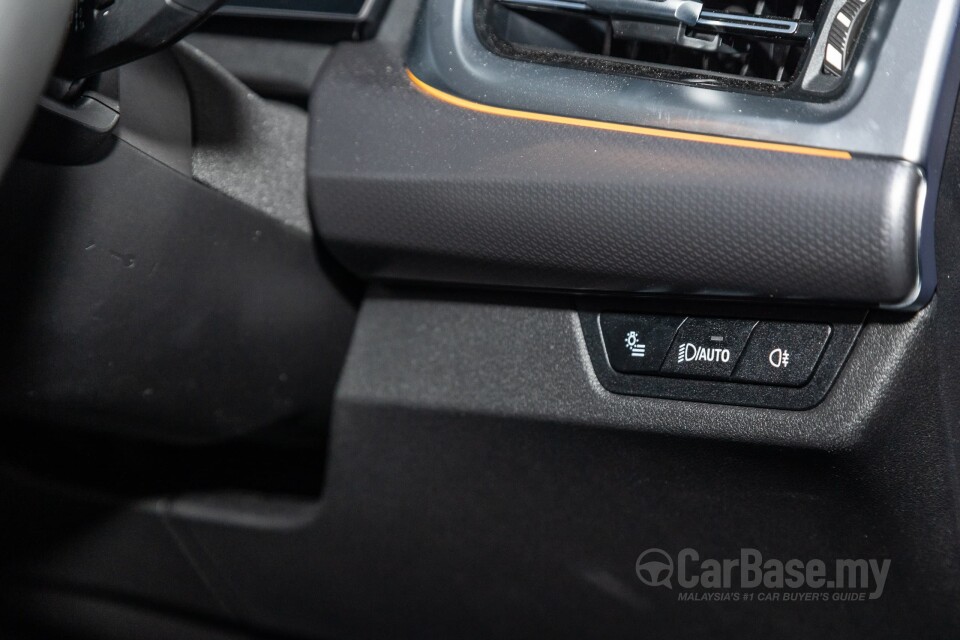 BMW iX1 U11 EV (2023) Interior