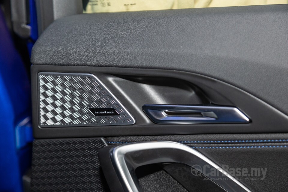 BMW iX1 U11 EV (2023) Interior