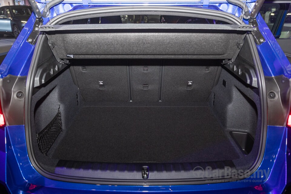BMW iX1 U11 EV (2023) Interior