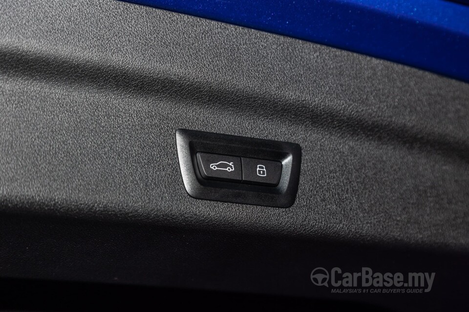 BMW iX1 U11 EV (2023) Interior