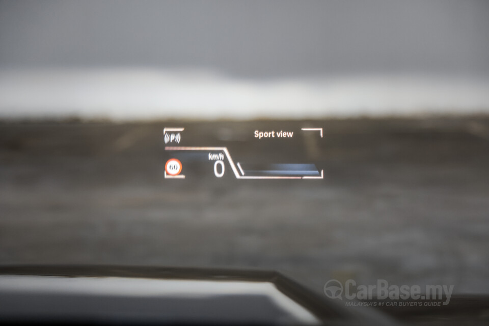 BMW iX1 U11 EV (2023) Interior