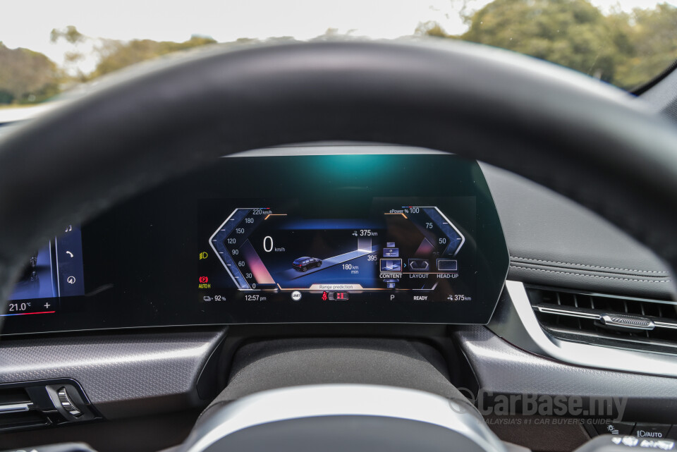 BMW iX1 U11 EV (2023) Interior