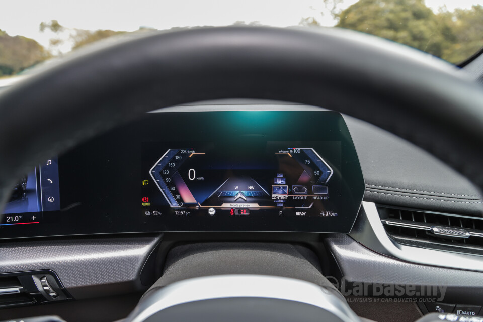 BMW iX1 U11 EV (2023) Interior