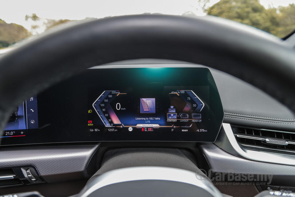 BMW iX1 U11 EV (2023) Interior