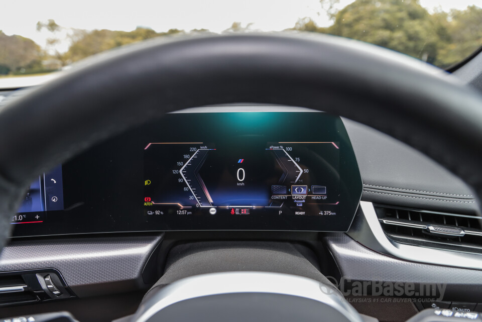 BMW iX1 U11 EV (2023) Interior