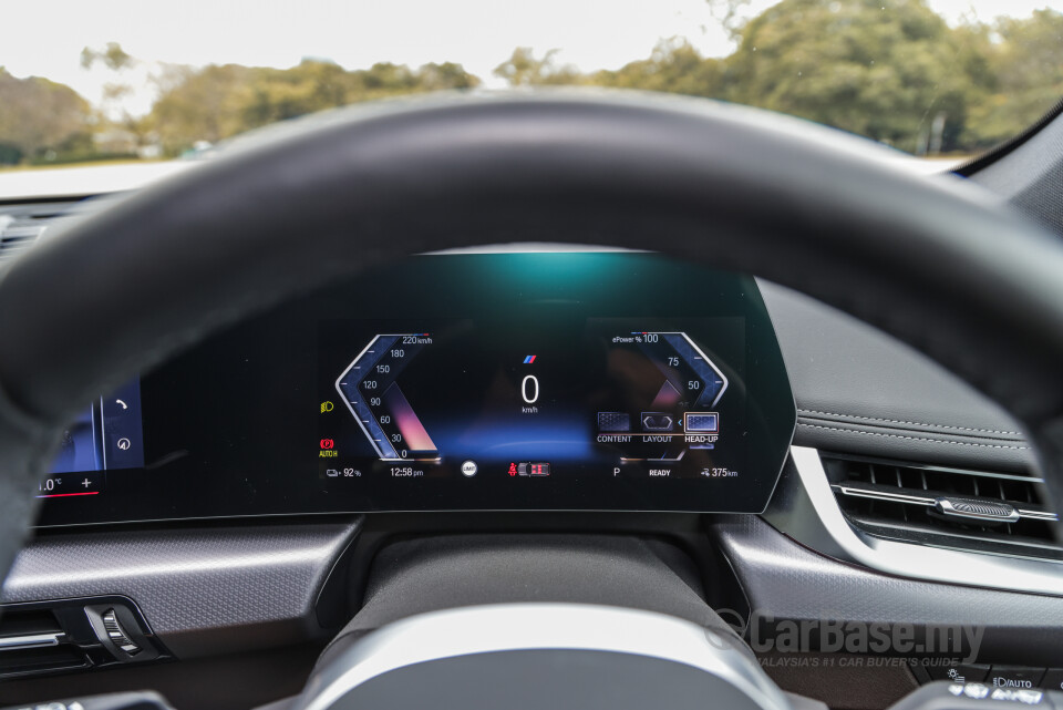BMW iX1 U11 EV (2023) Interior