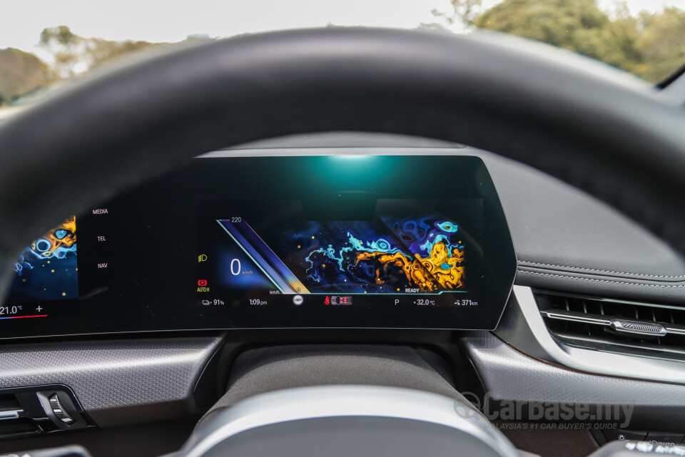 BMW iX1 U11 EV (2023) Interior