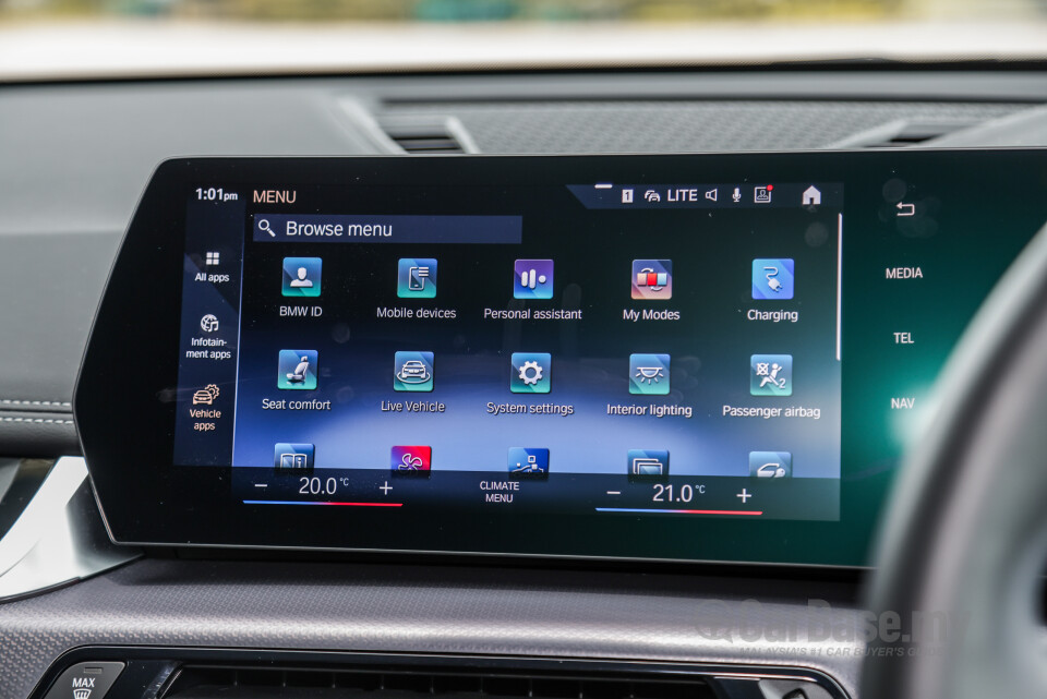 BMW iX1 U11 EV (2023) Interior
