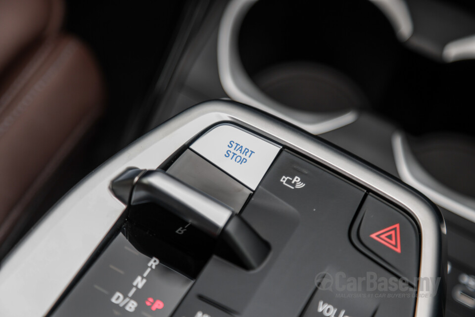 BMW iX1 U11 EV (2023) Interior