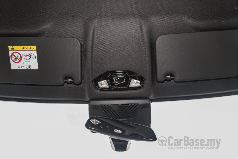 BMW iX1 U11 EV (2023) Interior