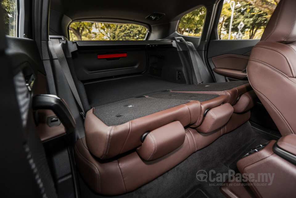 BMW iX1 U11 EV (2023) Interior