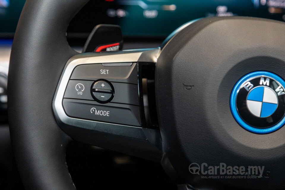 BMW iX1 U11 EV (2023) Interior