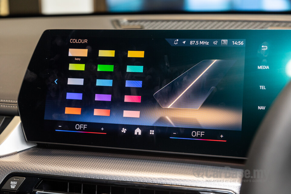 BMW iX1 U11 EV (2023) Interior