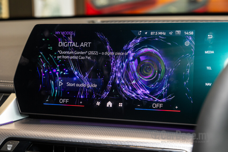BMW iX1 U11 EV (2023) Interior