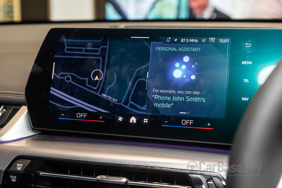 BMW iX1 U11 EV (2023) Interior