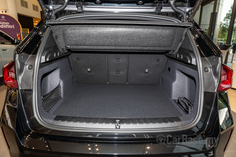 BMW iX1 U11 EV (2023) Interior