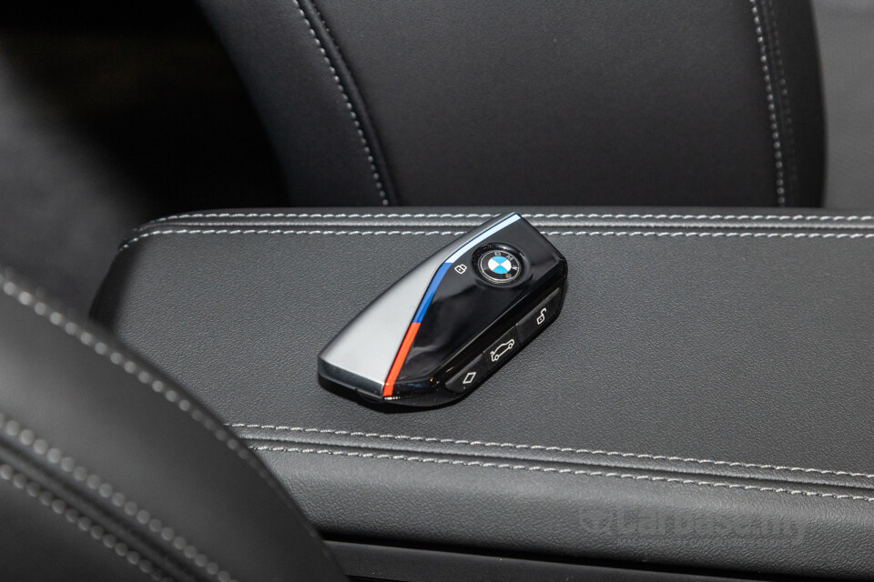 BMW iX1 U11 EV (2023) Interior