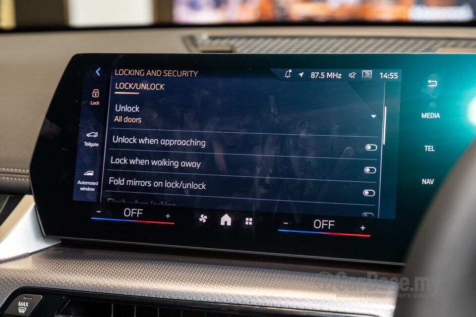 BMW iX1 U11 EV (2023) Interior