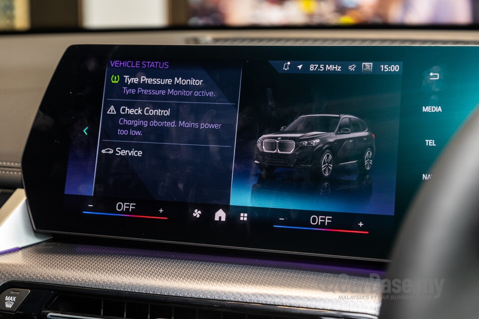 BMW iX1 U11 EV (2023) Interior
