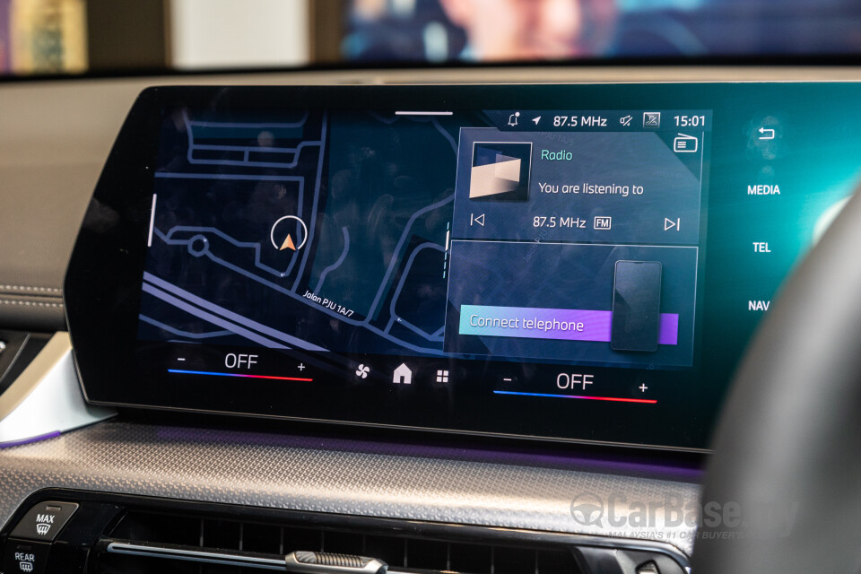 BMW iX1 U11 EV (2023) Interior