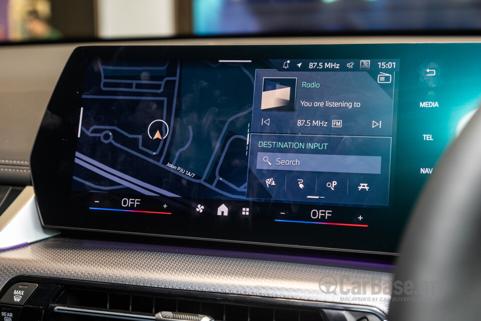 BMW iX1 U11 EV (2023) Interior