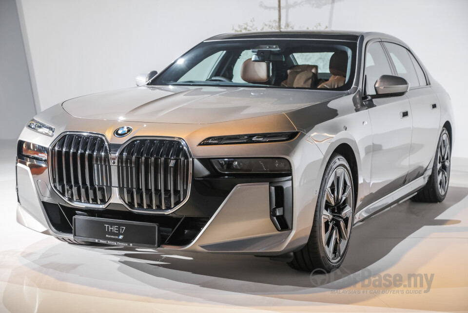 BMW i7 G70 BEV (2023) Exterior