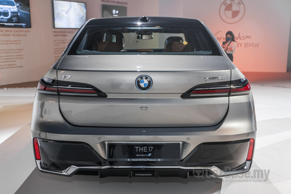 BMW i7 G70 BEV (2023) Exterior