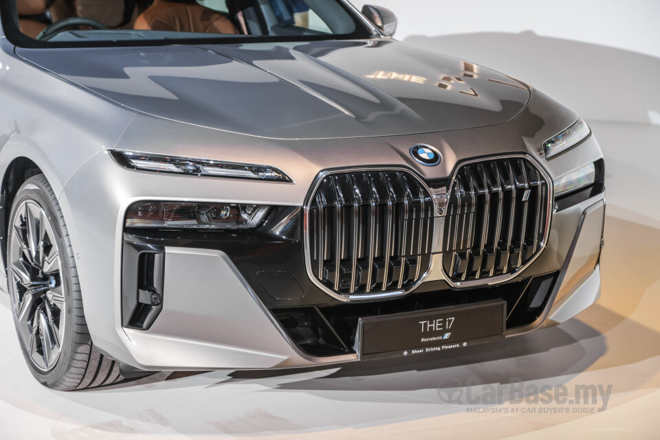 BMW i7 G70 BEV (2023) Exterior