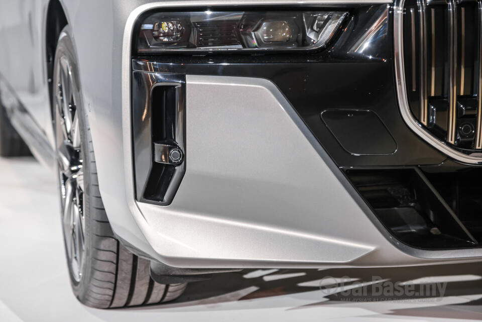 BMW i7 G70 BEV (2023) Exterior
