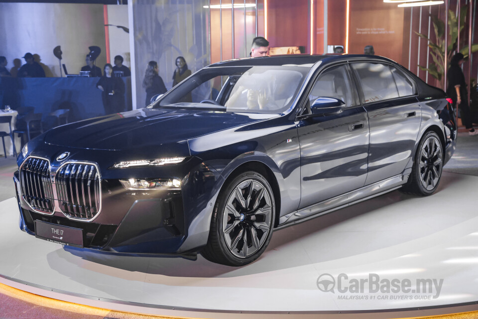 BMW i7 G70 BEV (2023) Exterior
