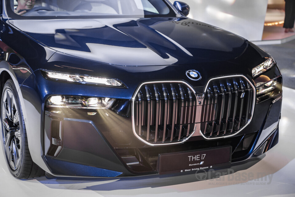 BMW i7 G70 BEV (2023) Exterior